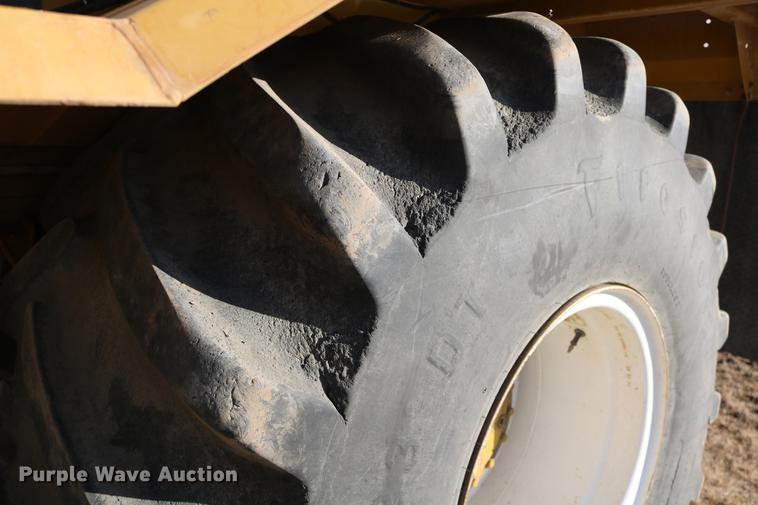 image for item DC3575 2003 Ag-Chem TerraGator 8104 self-propelled applicator