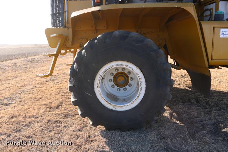 image for item DC3575 2003 Ag-Chem TerraGator 8104 self-propelled applicator