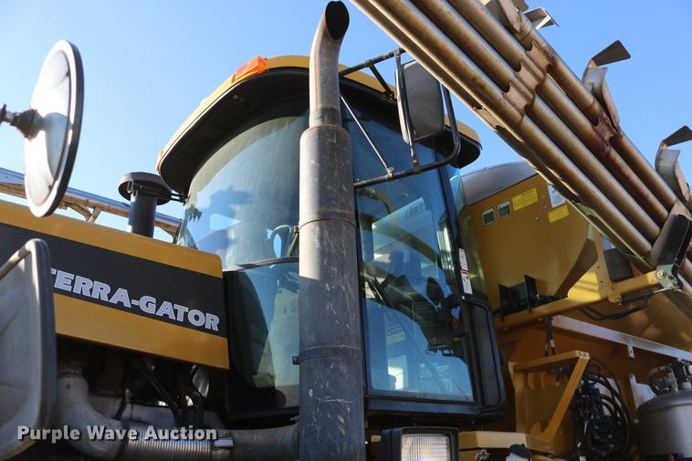 image for item DC3575 2003 Ag-Chem TerraGator 8104 self-propelled applicator
