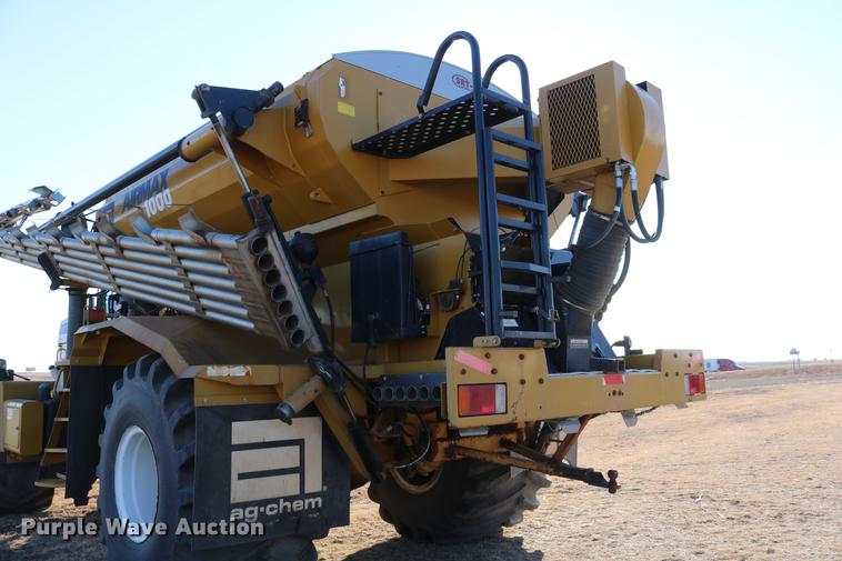 image for item DC3575 2003 Ag-Chem TerraGator 8104 self-propelled applicator