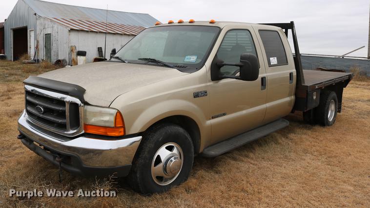 image for item DC3600 2000 Ford F350 Super Duty flatbed Crew Cab pickup truck