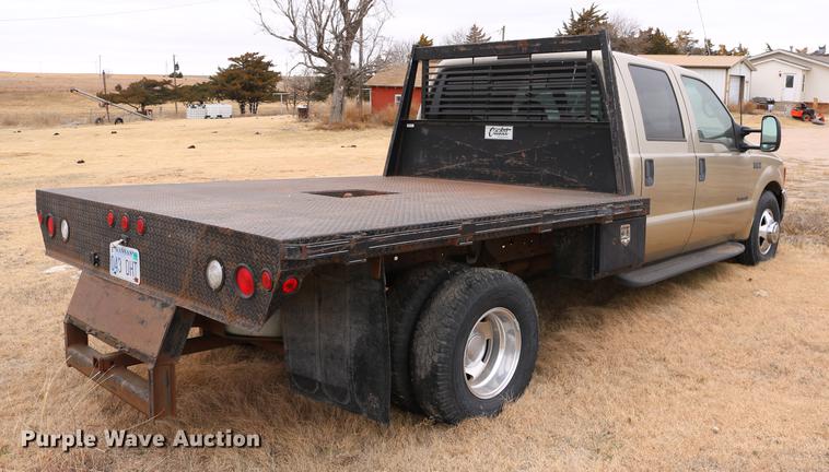 image for item DC3600 2000 Ford F350 Super Duty flatbed Crew Cab pickup truck