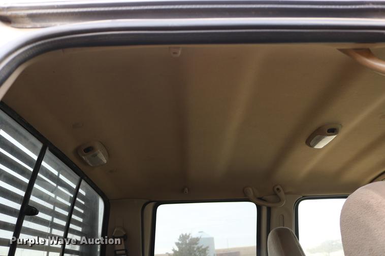 image for item DC3600 2000 Ford F350 Super Duty flatbed Crew Cab pickup truck