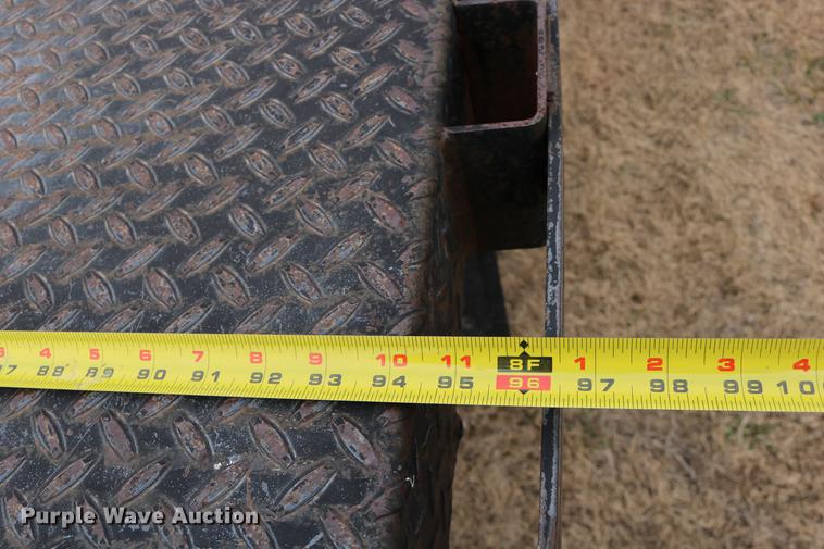 image for item DC3600 2000 Ford F350 Super Duty flatbed Crew Cab pickup truck