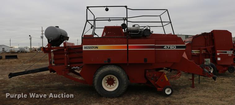 image for item DC3603 2002 AGCO Hesston 4790 square baler