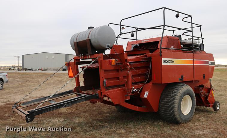 image for item DC3603 2002 AGCO Hesston 4790 square baler