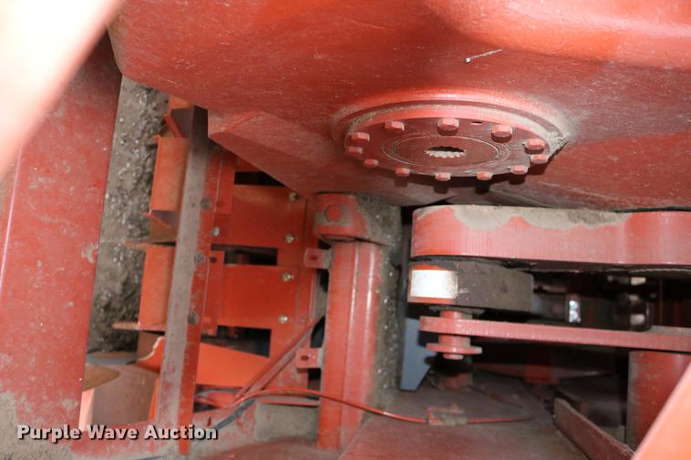 image for item DC3603 2002 AGCO Hesston 4790 square baler