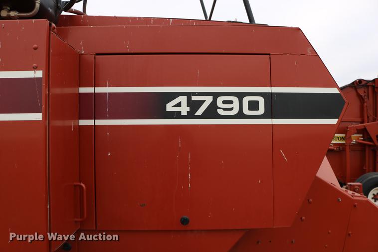 image for item DC3603 2002 AGCO Hesston 4790 square baler