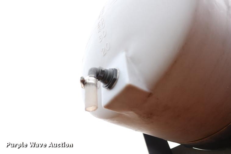 image for item DC3603 2002 AGCO Hesston 4790 square baler