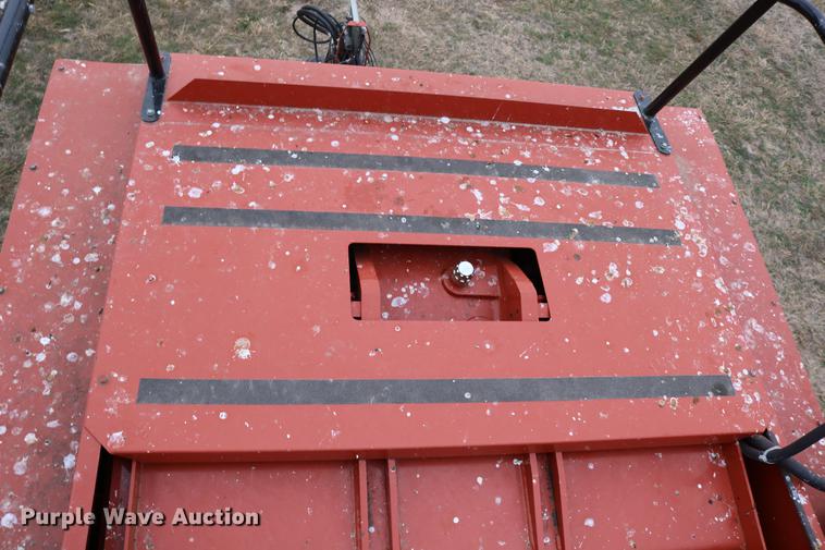 image for item DC3603 2002 AGCO Hesston 4790 square baler