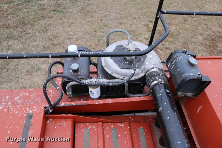 image for item DC3603 2002 AGCO Hesston 4790 square baler