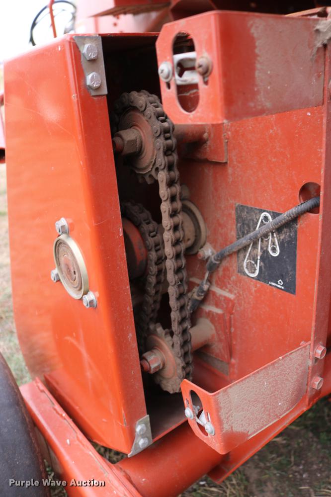 image for item DC3603 2002 AGCO Hesston 4790 square baler