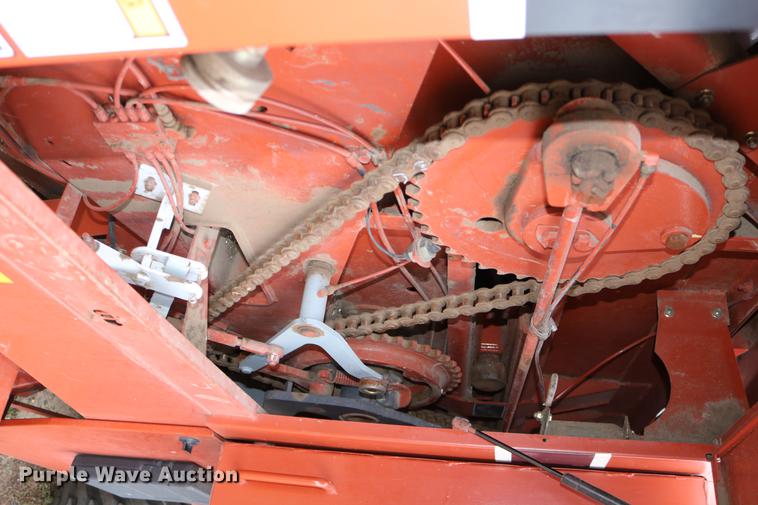 image for item DC3603 2002 AGCO Hesston 4790 square baler