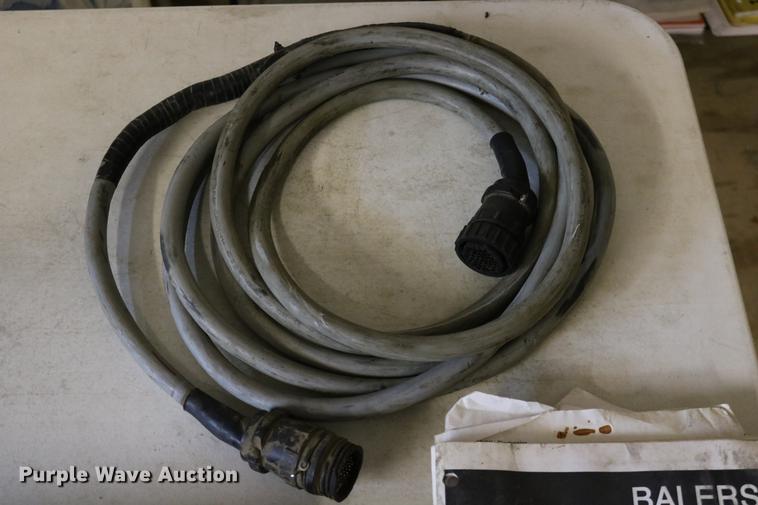 image for item DC3603 2002 AGCO Hesston 4790 square baler