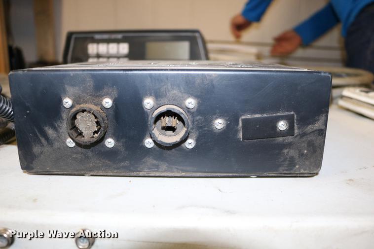 image for item DC3603 2002 AGCO Hesston 4790 square baler