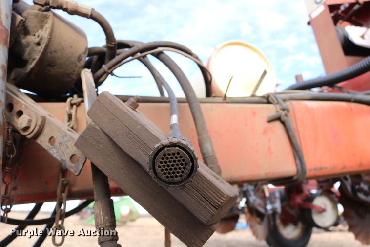 image for item DC3605 International Cyclo Air 800 planter