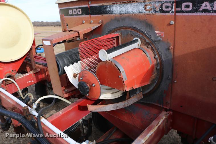 image for item DC3605 International Cyclo Air 800 planter