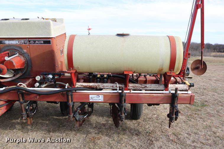 image for item DC3605 International Cyclo Air 800 planter