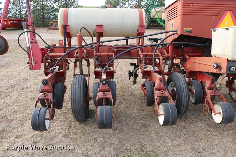 image for item DC3605 International Cyclo Air 800 planter