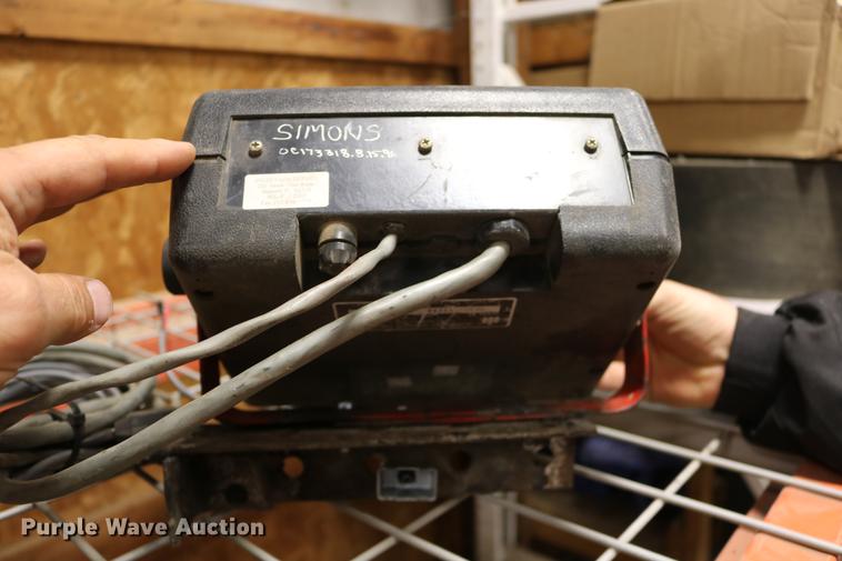 image for item DC3605 International Cyclo Air 800 planter