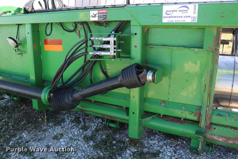 image for item DC3609 2004 John Deere 625F flex head