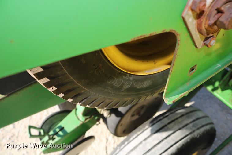 image for item DC3610 1996 John Deere 1760 no-till planter