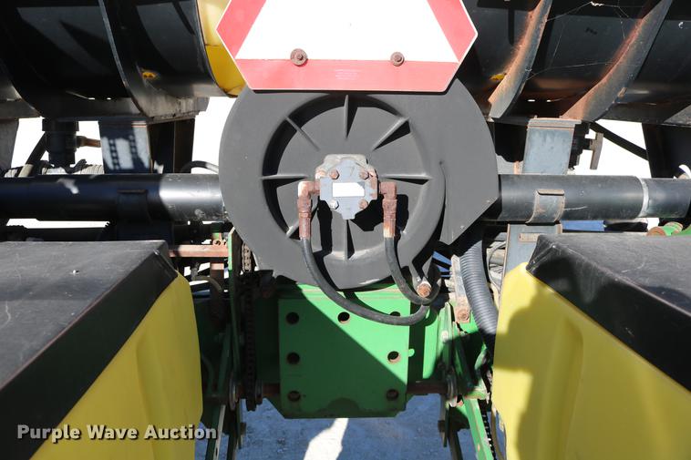 image for item DC3610 1996 John Deere 1760 no-till planter