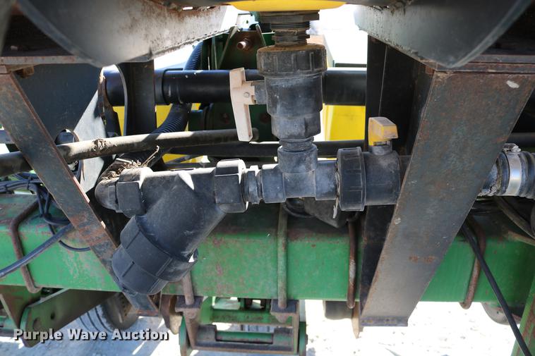 image for item DC3610 1996 John Deere 1760 no-till planter