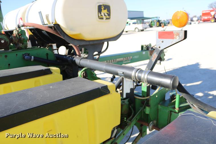 image for item DC3610 1996 John Deere 1760 no-till planter