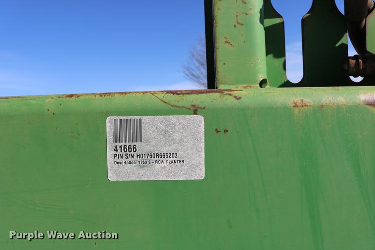 image for item DC3610 1996 John Deere 1760 no-till planter
