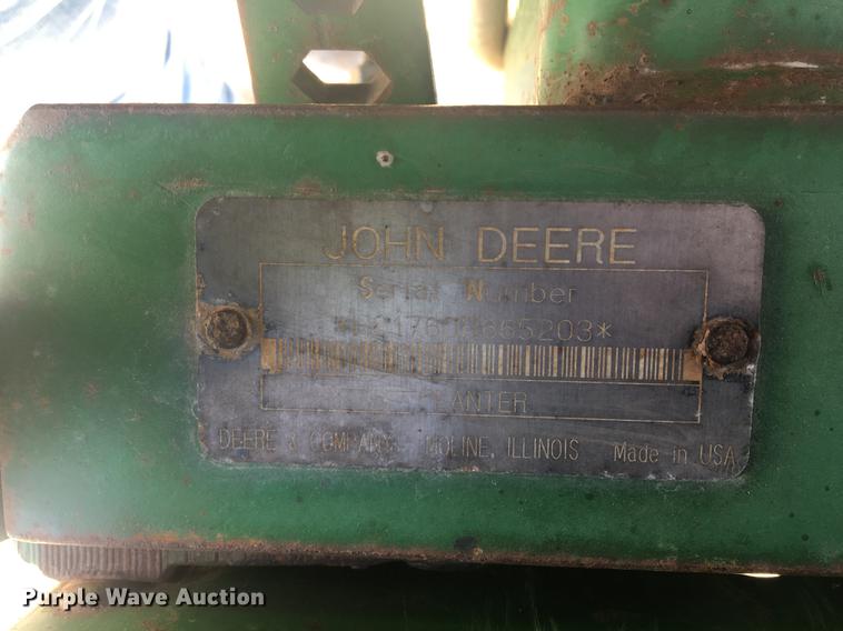 image for item DC3610 1996 John Deere 1760 no-till planter