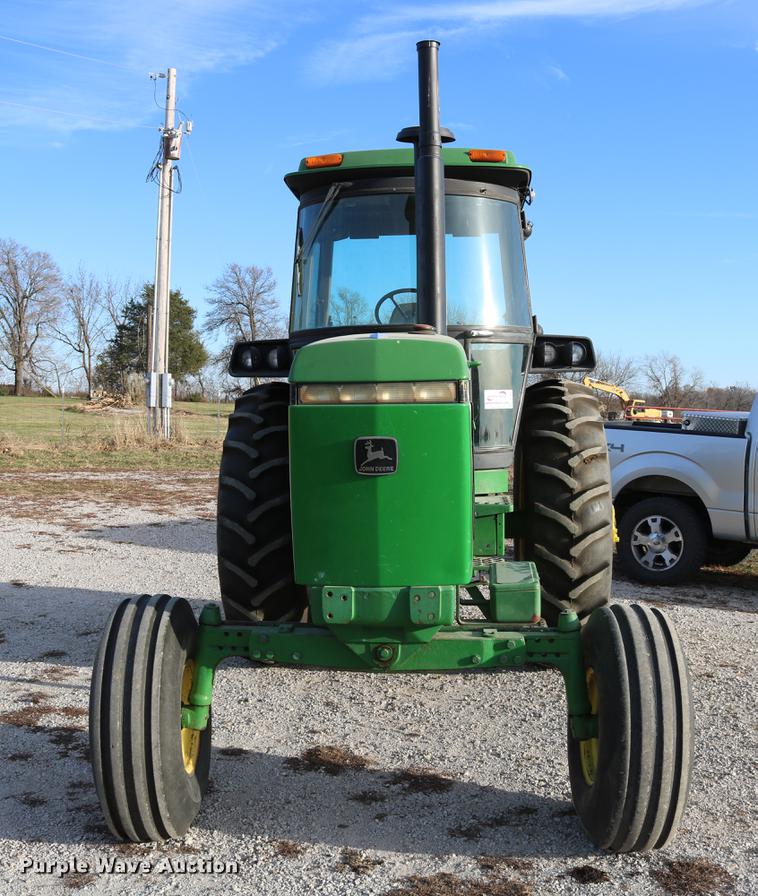 image for item DC3612 1988 John Deere 4050 tractor