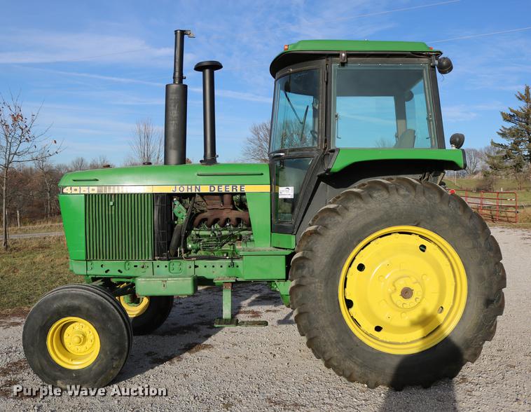 image for item DC3612 1988 John Deere 4050 tractor