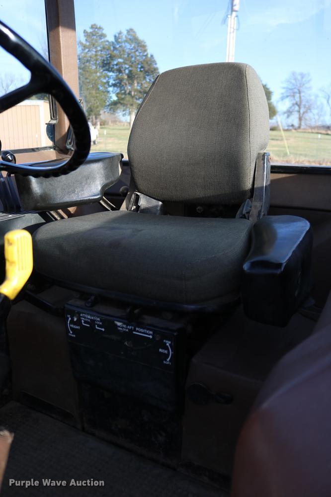 image for item DC3612 1988 John Deere 4050 tractor