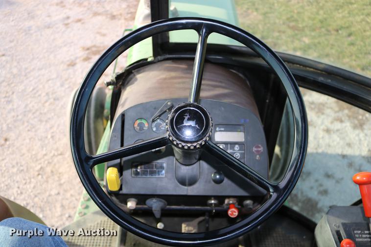 image for item DC3612 1988 John Deere 4050 tractor