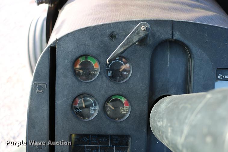 image for item DC3612 1988 John Deere 4050 tractor