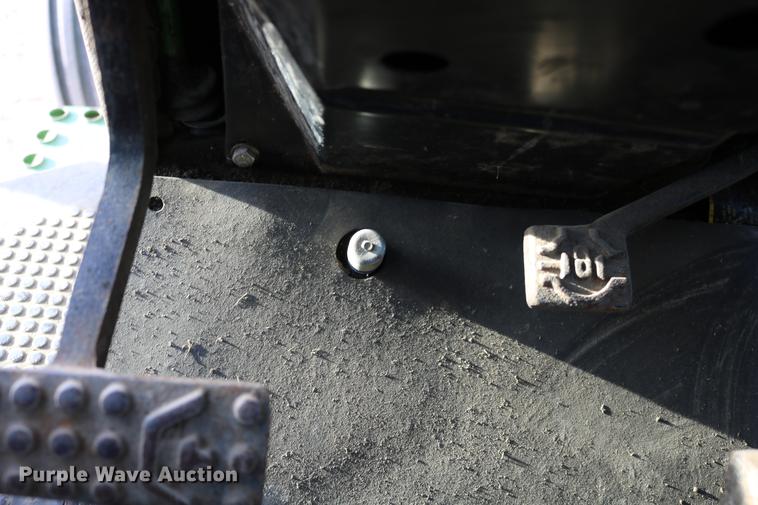 image for item DC3612 1988 John Deere 4050 tractor