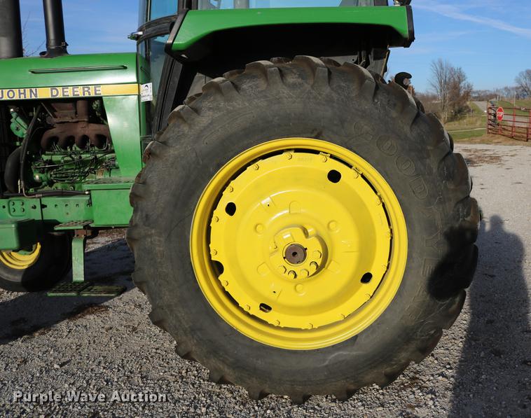 image for item DC3612 1988 John Deere 4050 tractor