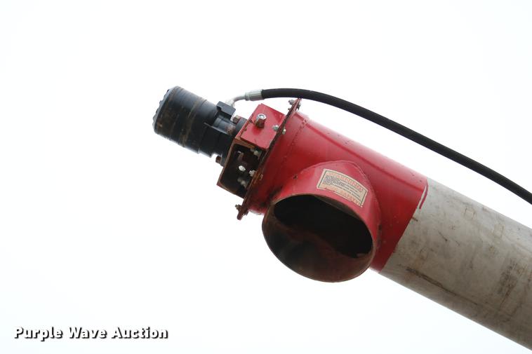 image for item DC3683 2000 Volvo WG fertilizer truck