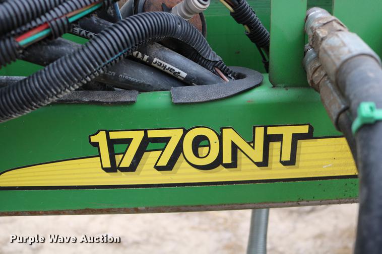image for item DC3699 2011 John Deere 1770NT no-till planter