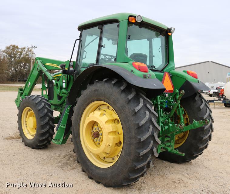 image for item DC3717 2009 John Deere 7230 Premium MFWD tractor