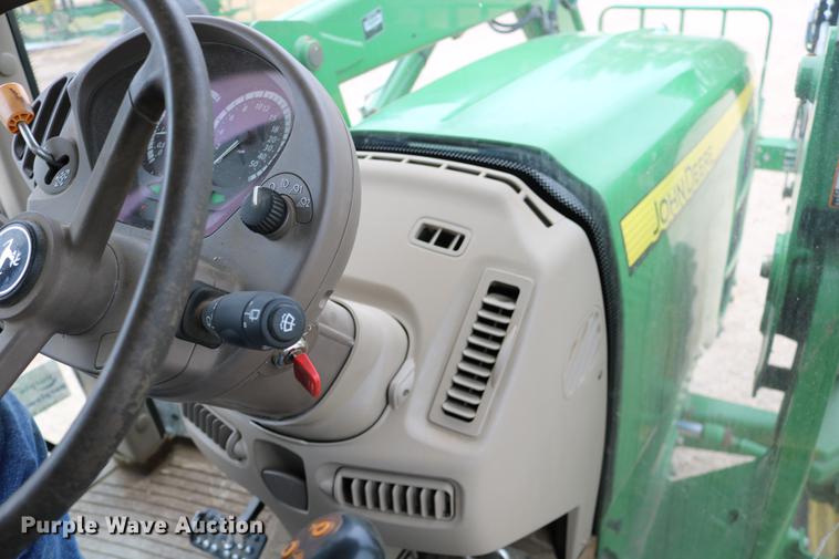 image for item DC3717 2009 John Deere 7230 Premium MFWD tractor