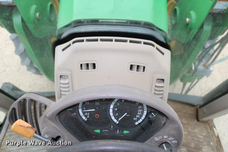 image for item DC3717 2009 John Deere 7230 Premium MFWD tractor