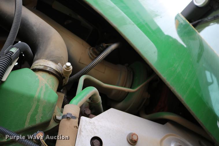 image for item DC3717 2009 John Deere 7230 Premium MFWD tractor