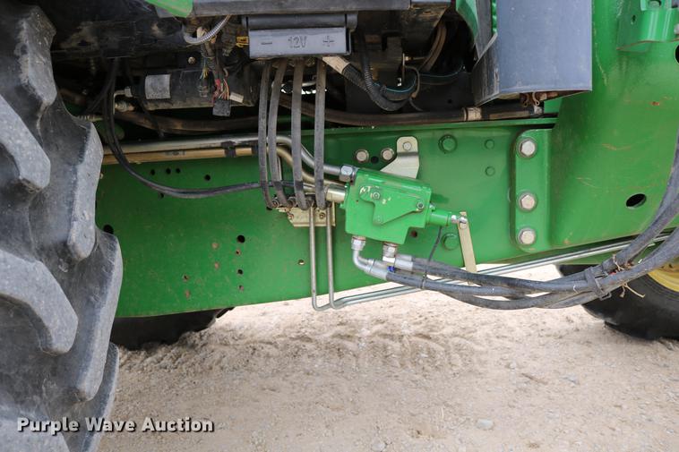 image for item DC3717 2009 John Deere 7230 Premium MFWD tractor