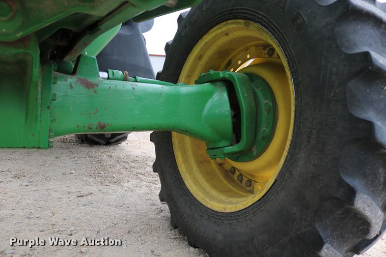 image for item DC3717 2009 John Deere 7230 Premium MFWD tractor