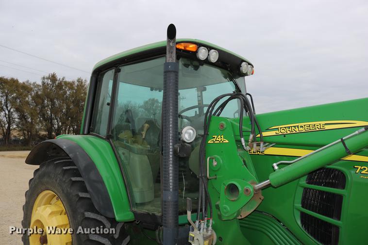 image for item DC3717 2009 John Deere 7230 Premium MFWD tractor