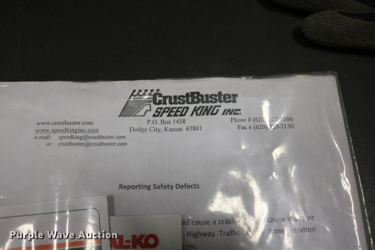 image for item DC3719 2010 Speed King 240T 90826905 seed tender trailer