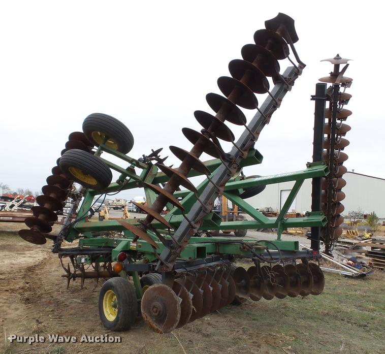 image for item DC6763 John Deere 630 tandem disk