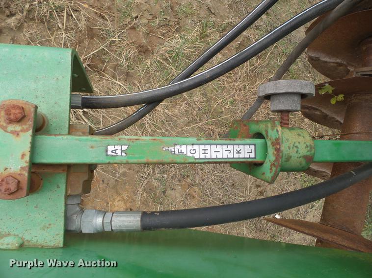 image for item DC6763 John Deere 630 tandem disk